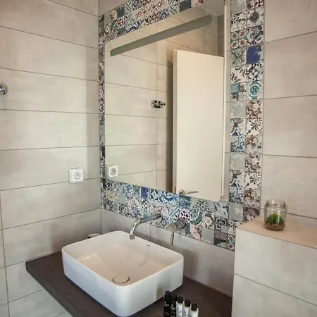 Premium Ionian -
